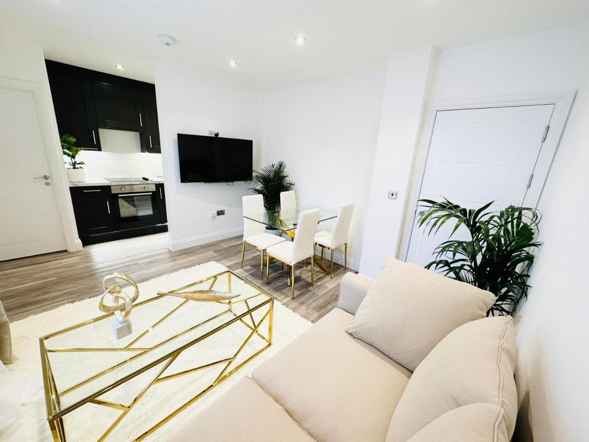 Beautiful Flat In Windsor Court Apartment Brighton Exterior photo
